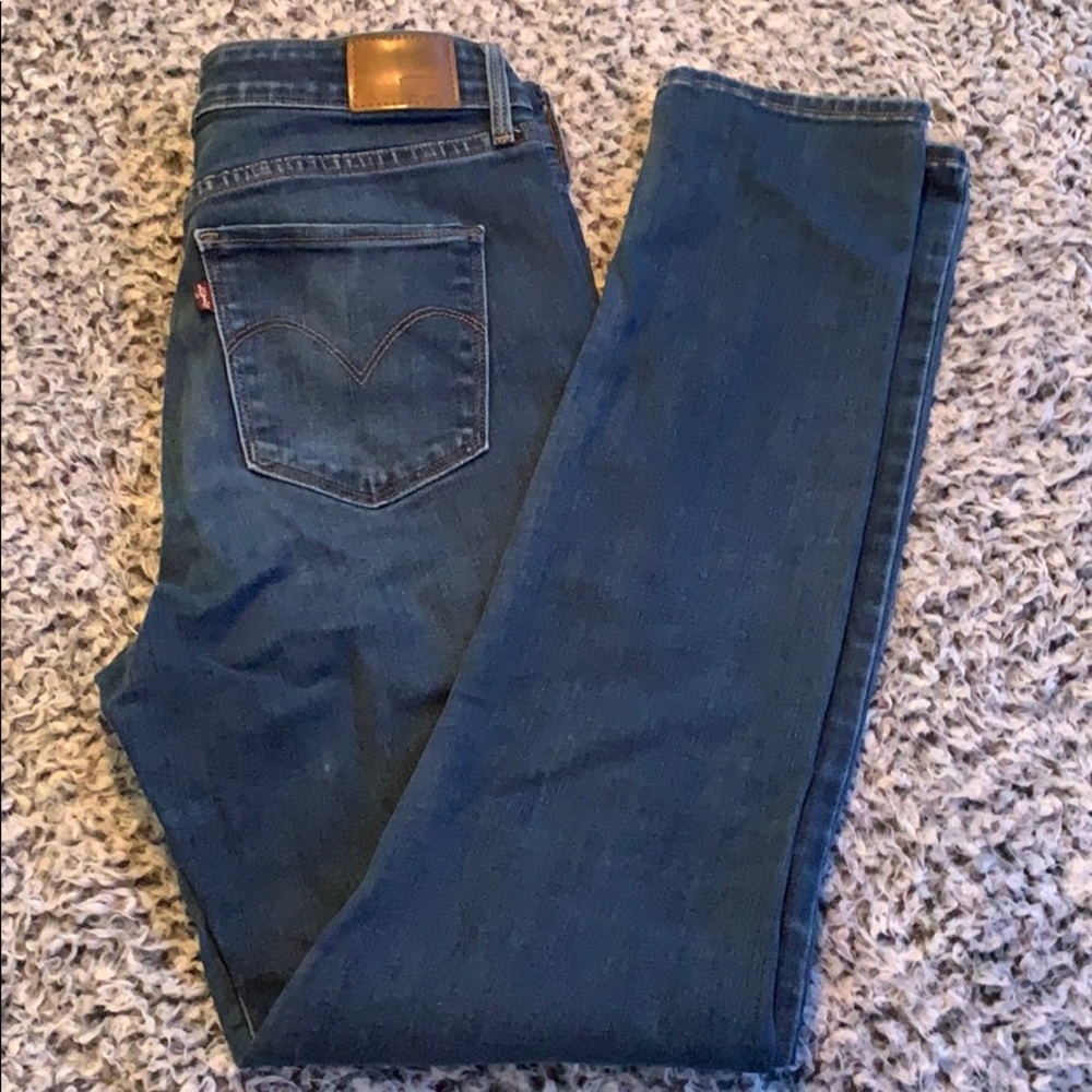 Levi jeans